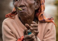 Old woman from Inle lake