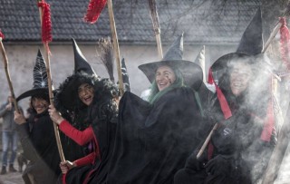 Utrinki 18. Podkrimskega pustnega festivala